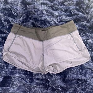 Lulu lemon speed up shorts 2.5”